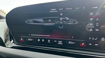 2025 Audi 2.0 TFSI S line S Tronic Euro 6 5-door (Black) - Image: 32