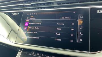 2022 Audi 3.0 TFSI V6 55 S line Tiptronic quattro Euro 6 5-door (White) - Image: 26