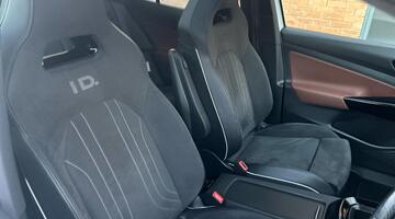 2021 Volkswagen Pro Performance 77kWh Max Auto 5-door (White) - Image: 16