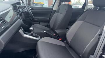 2024 Volkswagen 1.0 TSI Life DSG Euro 6 5-door (Black) - Image: 15