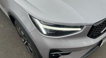 2025 Volvo 2.0 B4 MHEV Ultra Dark DCT Auto Euro 6 5-door (Silver) - Image: 28