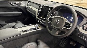 2025 Volvo 2.0h T8 18.8kWh Ultra Bright Auto Euro 6 5-door (Blue) - Image: 9