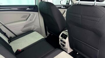 2022 Volkswagen 2.0 TDI Elegance DSG Euro 6 5-door (White) - Image: 30