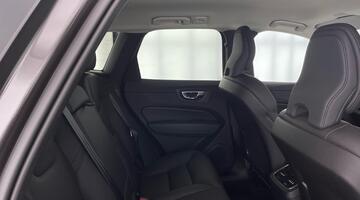 2024 Volvo 2.0 B5 MHEV Plus Auto Euro 6 5-door (Grey) - Image: 9