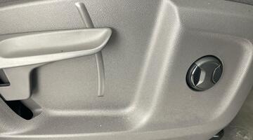 2025 Volkswagen 2.0 TDI Style Long MPV DSG Euro 6 5-door (Grey) - Image: 24