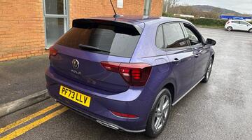 2023 Volkswagen 1.0 TSI R-Line Euro 6 5-door (Unlisted) - Image: 14