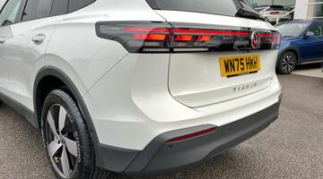 2025 Volkswagen ETSI MHEV Match DSG Euro 6 5-door (White) - Image: 35