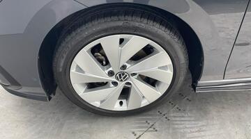 2022 Volkswagen TSI R-Line Euro 6 5-door (Grey) - Image: 32