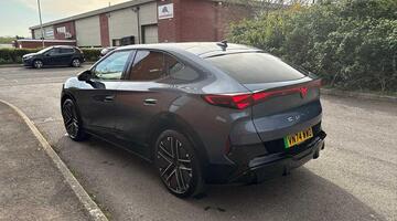 2024 CUPRA 77kWh VZ2 SUV Coupe Auto 4-doorive 5dr (Blue) - Image: 11