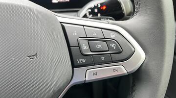 2025 Volkswagen ETSI MHEV Match DSG Euro 6 5-door (White) - Image: 22