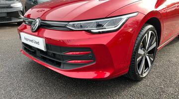 2025 Volkswagen ETSI MHEV Match DSG Euro 6 5-door (Red) - Image: 29