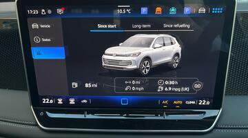 2025 Volkswagen ETSI MHEV Match DSG Euro 6 5-door (Grey) - Image: 14