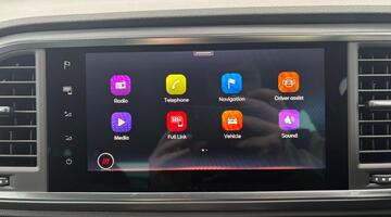 2025 SEAT TSI EVO FR Sport DSG Euro 6 5-door (Grey) - Image: 24