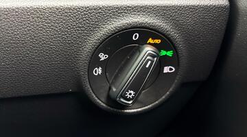 2023 Volkswagen 2.0 TDI Style DSG Euro 6 5-door (Blue) - Image: 24