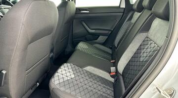 2024 Volkswagen 1.0 TSI R-Line DSG Euro 6 5-door (Silver) - Image: 35