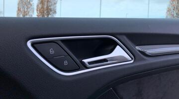 2018 Audi TFSI Sportback S Tronic quattro Euro 6 5-door (White) - Image: 21