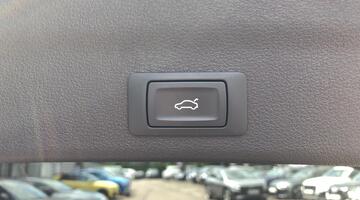 2025 Audi 2.0 TDI 40 Black Edition S Tronic quattro Euro 6 5-door (Black) - Image: 22