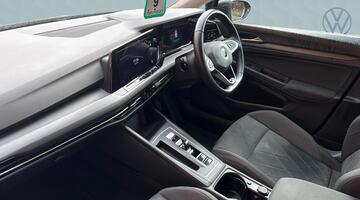 2022 Volkswagen TSI 13kWh Style DSG Euro 6 5-door (Black) - Image: 2