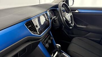 2020 Volkswagen TSI EVO Design DSG Euro 6 5-door (Blue) - Image: 2
