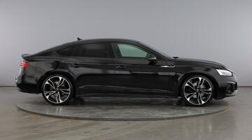2022 Audi 2.0 TFSI 35 Black Edition Sportback S Tronic Euro 6 5-door (Black) - Image: 4