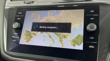 2021 Volkswagen 2.0 TDI Life DSG Euro 6 5-door (Silver) - Image: 20