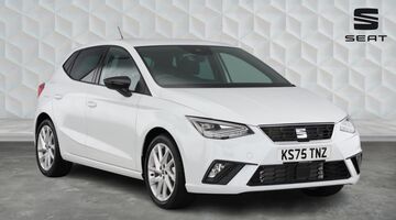 2025 SEAT 1.0 TSI FR DSG Euro 6 5-door (White) - Image: 1