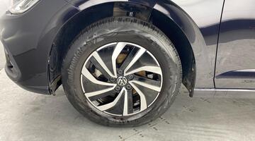 2022 Volkswagen 1.0 EVO Life Euro 6 5-door (Black) - Image: 34