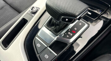 2024 Audi 2.0 TFSI 35 S line Sportback S Tronic Euro 6 5-door (Black) - Image: 23