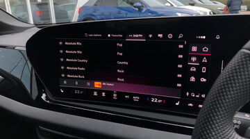 2025 Audi 2.0 TFSI S line Saloon S Tronic Euro 6 5-door (Blue) - Image: 31