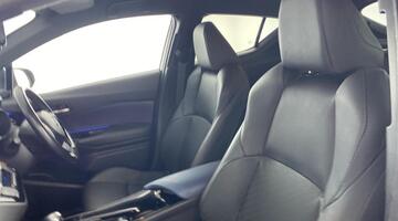 2017 Toyota VVT-h Dynamic CVT Euro 6 5-door (Silver) - Image: 34