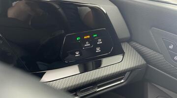 2022 Volkswagen TSI R-Line Euro 6 5-door (Grey) - Image: 24