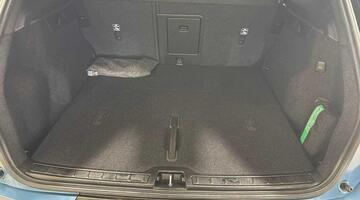 2025 Volvo 2.0 B4 MHEV Plus DCT Auto Euro 6 5-door (Blue) - Image: 14