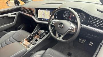 2020 Volkswagen 3.0 TDI V6 Black Edition Tiptronic 4Motion Euro 6 5-door (Silver) - Image: 6