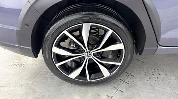 2025 Volkswagen 1.0 TSI R-Line DSG Euro 6 5-door (Grey) - Image: 17