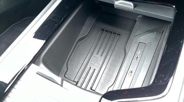 2025 Volkswagen ETSI MHEV R-Line DSG Euro 6 5-door (Grey) - Image: 23