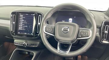 2025 Volvo 2.0 B4 MHEV Plus DCT Auto Euro 6 5-door (Blue) - Image: 10