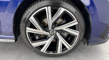 2024 Volkswagen 2.0 TDI R-Line DSG Euro 6 5-door (Blue) - Image: 5