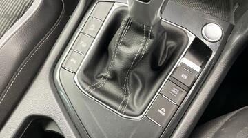 2023 Volkswagen TSI R-Line Edition DSG Euro 6 5-door (Grey) - Image: 12