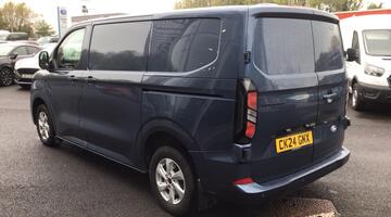 2024 Ford 2.080 EcoBlue Limited L1 H1 Euro 6 5-door (Blue) - Image: 13