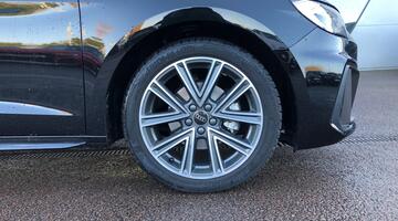 2025 Audi 1.0 TFSI 30 S line Sportback S Tronic Euro 6 5-door (Black) - Image: 5