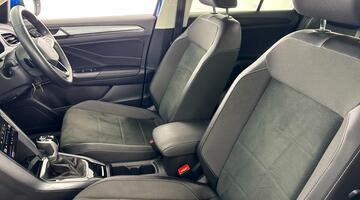 2023 Volkswagen 2.0 TDI Style DSG Euro 6 5-door (Blue) - Image: 34