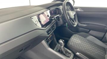 2024 Volkswagen TSI R-Line DSG Euro 6 5-door (Green) - Image: 2