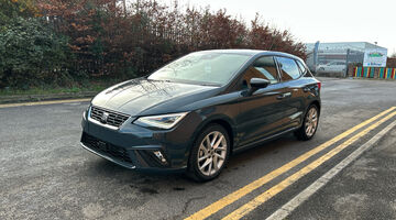 2025 SEAT 1.0 TSI FR DSG Euro 6 5-door (Blue) - Image: 11