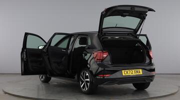 2022 Volkswagen 1.0 TSI Life Euro 6 5-door (Black) - Image: 11