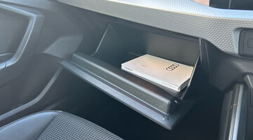 2022 Audi 1.0 TFSI 30 S line Sportback S Tronic Euro 6 5-door (Black) - Image: 27