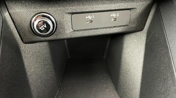 2025 Audi 1.0 TFSI 30 S line Sportback S Tronic Euro 6 5-door (White) - Image: 16