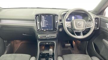 2025 Volvo 2.0 B4 MHEV Plus DCT Auto Euro 6 5-door (Blue) - Image: 8