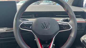 2025 Volkswagen GTX 86kWh Plus Tourer Auto 4Motion 5-door (Red) - Image: 26