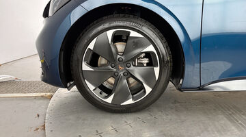 2025 CUPRA E-Boost 59kWh V1 Auto 5-door (Blue) - Image: 37