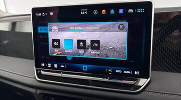 2025 Volkswagen 2.0 TDI Match DSG Euro 6 5-door (Blue) - Image: 15